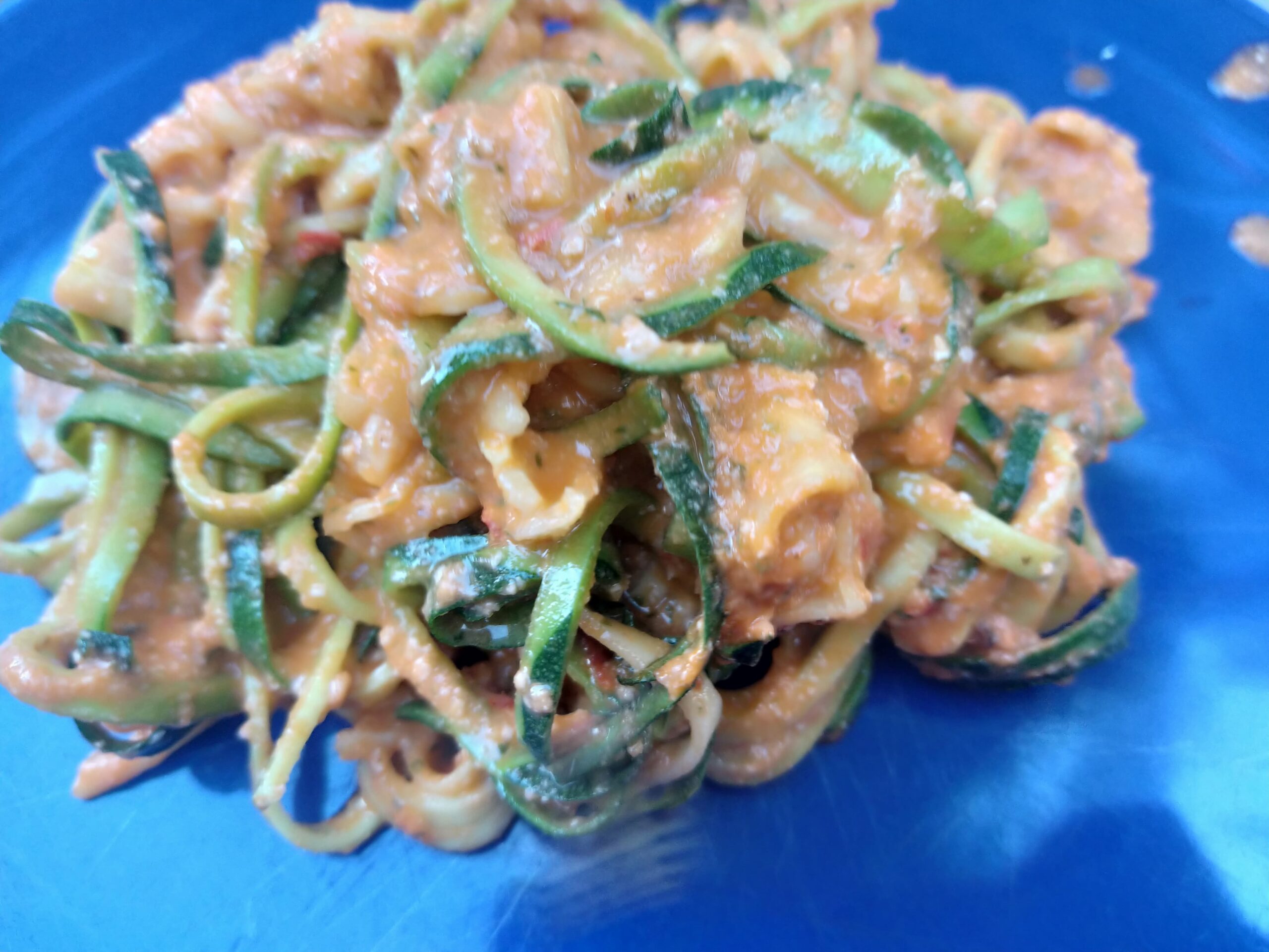 spaghetti de courgettes sauce pesto crues